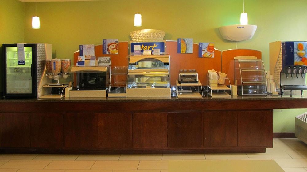 Holiday Inn Express Anderson I-85 - Exit 27- Highway 81 By Ihg Exteriér fotografie
